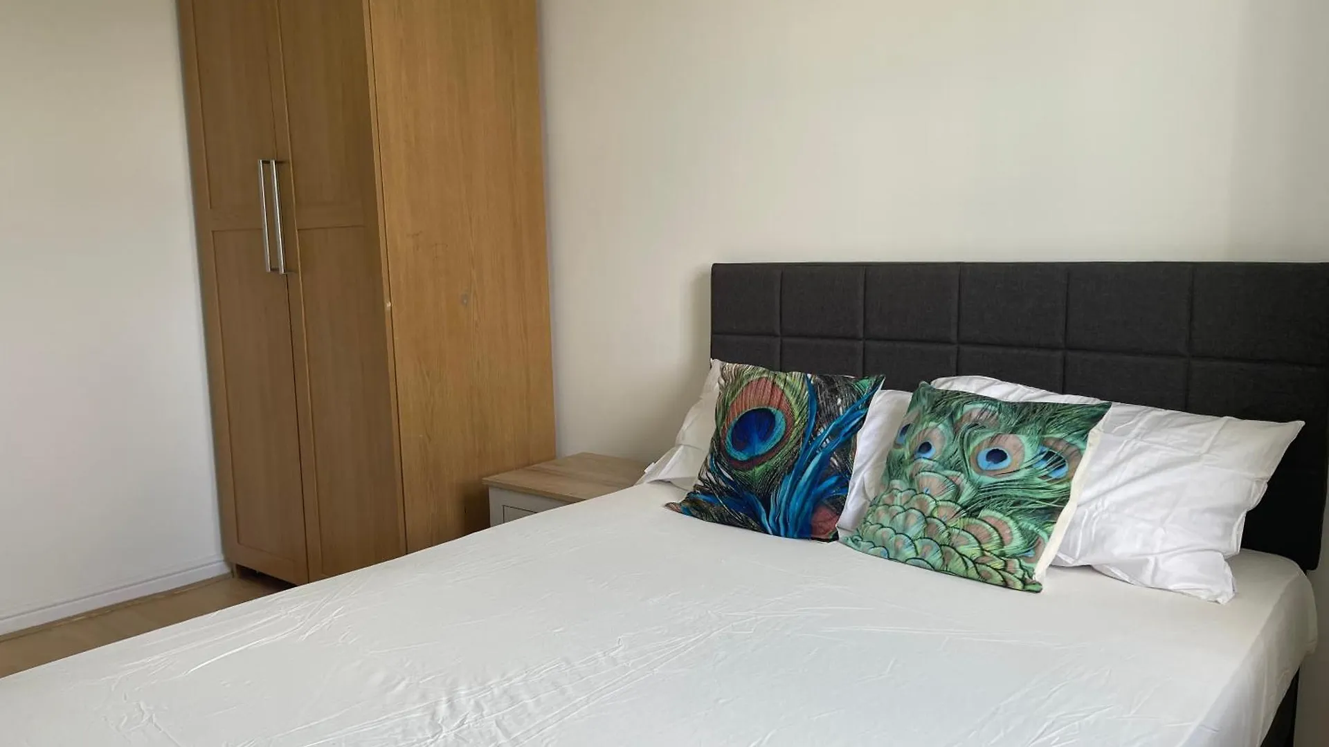2Bed Spacious Apartment - 15Min To Canary Wharf O2 Excel Central ロンドン イギリス